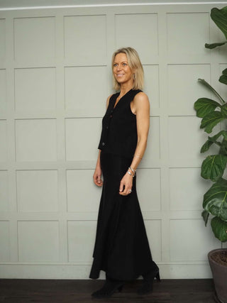 Ginnette Jersey Maxi Skirt by Moss Copenhagen - Black