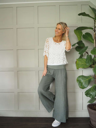 Chantel Circular Crochet Scalloped Jumper - Natural and Off-White