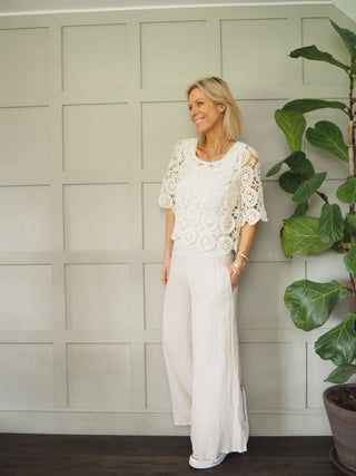 Chantel Circular Crochet Scalloped Jumper - Natural and Off-White