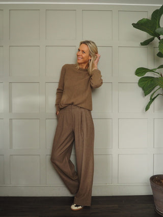JennaBella Wide Leg Trousers by Moss Copenhagen - Walnut