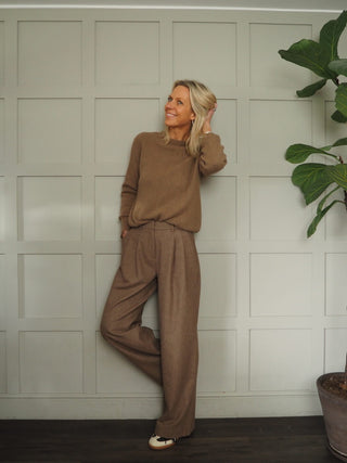 JennaBella Wide Leg Trousers by Moss Copenhagen - Walnut