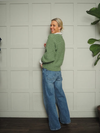 Heidi Chunky Knit Cardigan with 3 Tortoise Shell Buttons by Moss Copenhagen - Green