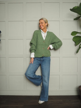 Heidi Chunky Knit Cardigan with 3 Tortoise Shell Buttons by Moss Copenhagen - Green
