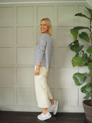 Emily Wide Leg, Cropped Jeans - Ecru, Raspberry