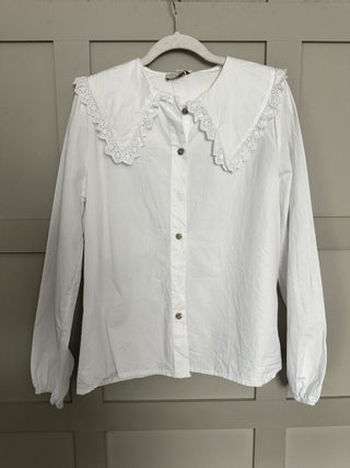 Layla Blouse with Peter Pan Collar - White