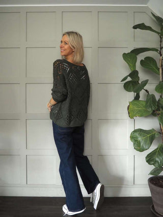 Loubee V-Neck, 3/4 Sleeve, Diamond Knit Jumper - Khaki