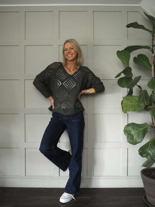 Loubee V-Neck, 3/4 Sleeve, Diamond Knit Jumper - Khaki