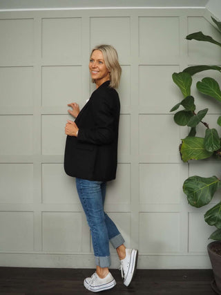 Juliet Single-Breasted Blazer with Single Button and Pockets - Black, Ecru