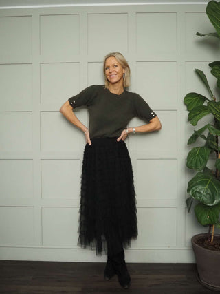 Fleur Short Sleeve Jumper with Enamel Flower Buttons on Cuffs - Khaki and Oatmeal