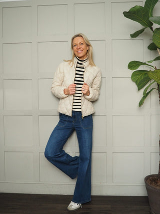 Olla Short Lightweight Jacket with Diamond Quilt Detail &amp; Zip Fastening by Part Two - Navy Blue and Buttermilk