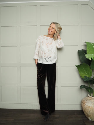 Ariya Blouse with Cropped Sleeves by Soaked - Off White