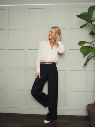 Keera Wide Leg Tailored Trousers with Satin Pin Stripe by Moss Copenhagen - Navy Blue