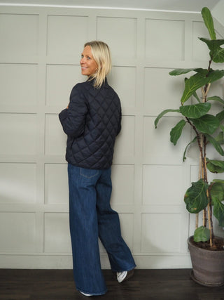 Olla Short Lightweight Jacket with Diamond Quilt Detail &amp; Zip Fastening by Part Two - Navy Blue and Buttermilk