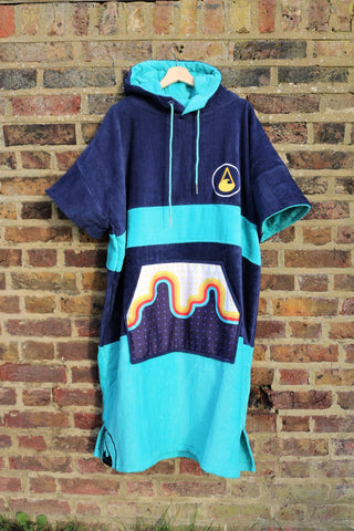 Beach Poncho - Pink Wave