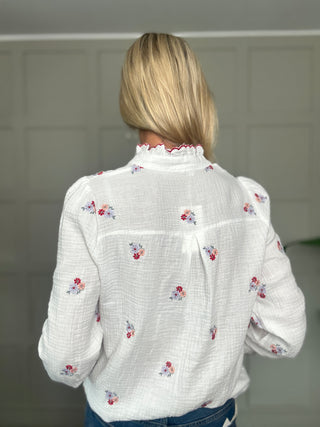Dale Cheesecloth Blouse with Embroidered Flowers and Scalloping - White