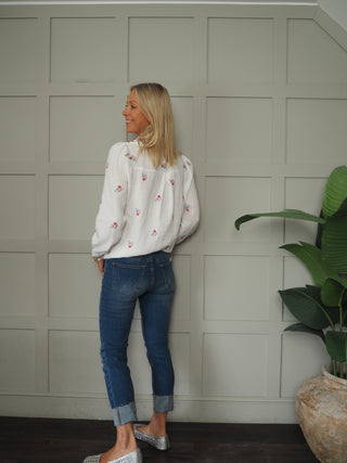 Dale Cheesecloth Blouse with Embroidered Flowers and Scalloping - White