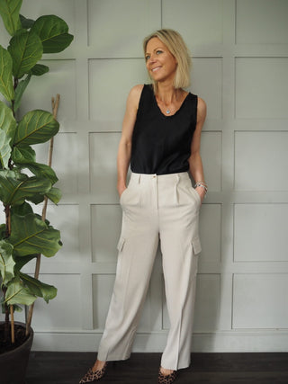 Amber Single-Breasted, Lined, Oversized Blazer with Button Fastening - Stone