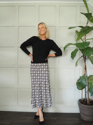 Rin A-Line Skirt with Elasticated Waist by Part Two - Black/Off White Graphic Design