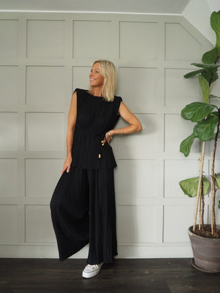 Hava Pleated, Sleeveless Top &amp; Wide Leg Trouser Set - Black and Navy Blue
