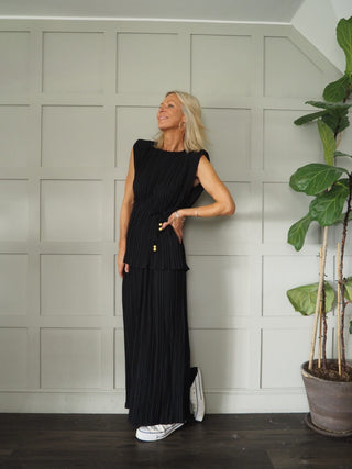 Hava Pleated, Sleeveless Top &amp; Wide Leg Trouser Set - Black and Navy Blue