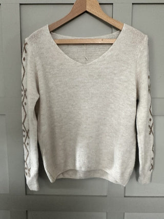 Laran V-Neck Jumper with Contrasting Colour on Sleeve - Camel/Orange, Ecru/Camel and Green/Navy