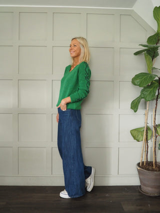 Laran V-Neck Jumper with Contrasting Colour on Sleeve - Camel/Orange, Ecru/Camel and Green/Navy