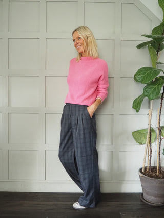 Callie Wide Leg Tailored Trousers with Pockets Front &amp; Back, by Moss Copenhagen - Dark Grey