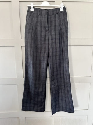 Callie Wide Leg Tailored Trousers with Pockets Front &amp; Back, by Moss Copenhagen - Dark Grey