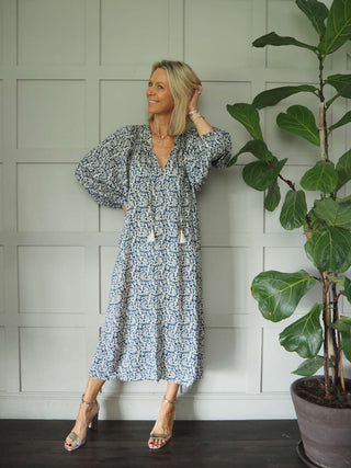 Lara V-Neck Patterned Dress - Cream/Navy Blue