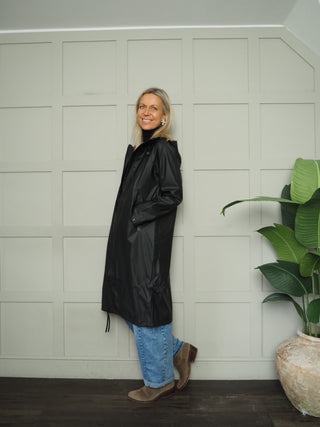 Byavan Rain Coat - Black