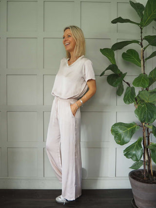 Arzel V-Neck Silk Mix T-Shirt - Black, Dusty Rose and Sky Blue