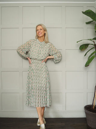 Zendaya Dress with Elasticated Waist and Pleated Skirt - Black, Camel, Green