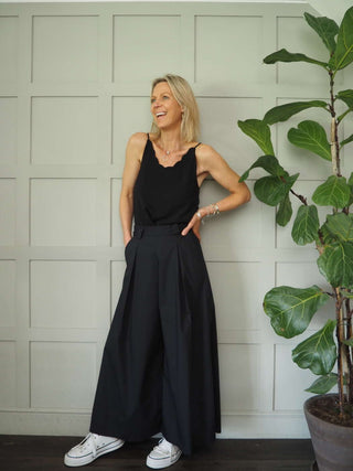 Digger Wide Leg Culotte Trousers with Pleating Details &amp; Pockets - 5 Colours