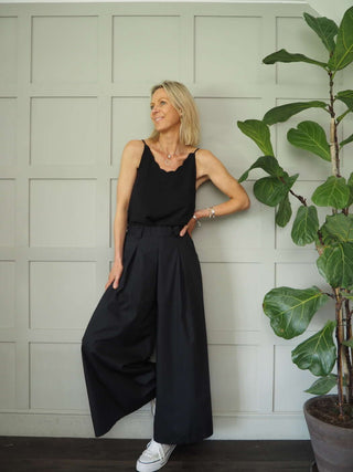 Digger Wide Leg Culotte Trousers with Pleating Details &amp; Pockets - 5 Colours