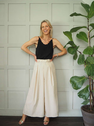 Digger Wide Leg Culotte Trousers with Pleating Details &amp; Pockets - 5 Colours