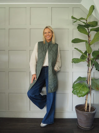 Roadelle Onion Stitch Quilted Longline Gilet with Popper Detail &amp; Waist Cinch Drawstring - Black, Khaki, Slate