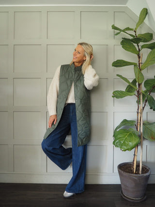 Roadelle Onion Stitch Quilted Longline Gilet with Popper Detail &amp; Waist Cinch Drawstring - Black, Khaki, Slate