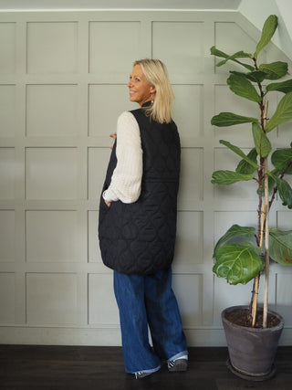 Roadelle Onion Stitch Quilted Longline Gilet with Popper Detail &amp; Waist Cinch Drawstring - Black, Khaki, Slate