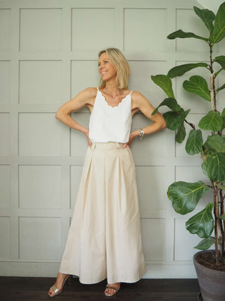 Dizzy Scalloped Neck Camisole with Spaghetti Straps - Black, Gold