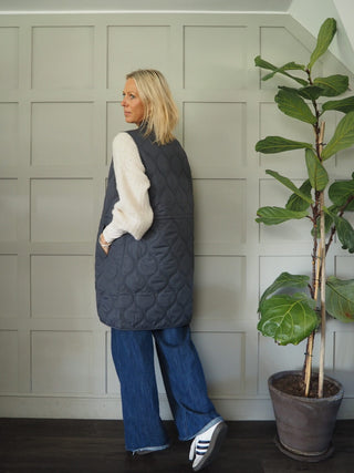 Roadelle Onion Stitch Quilted Longline Gilet with Popper Detail &amp; Waist Cinch Drawstring - Black, Khaki, Slate