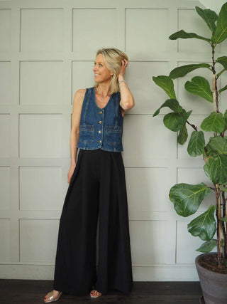 Delfie High Waisted, Wide Leg Trousers with Back Zip - Black