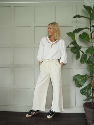 Hattie Wide Leg Trousers with Front Pleating Detail &amp; Pockets - Ecru, Khaki