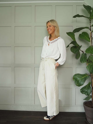 Hattie Wide Leg Trousers with Front Pleating Detail &amp; Pockets - Ecru, Khaki