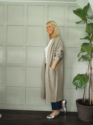 Raffi Vest with Scalloped Detail - Ecru, Oatmeal