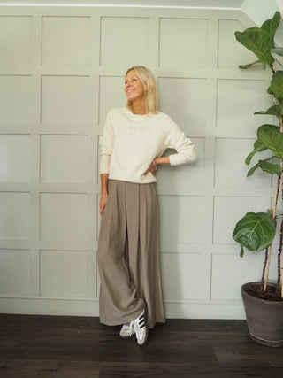 Newman Round Neck, Long Sleeve Jumper with Ribbing Detail - Oatmeal