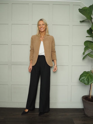 Helen Single-Breasted, Soft Feel Blazer with No Fastening - Black and Khaki