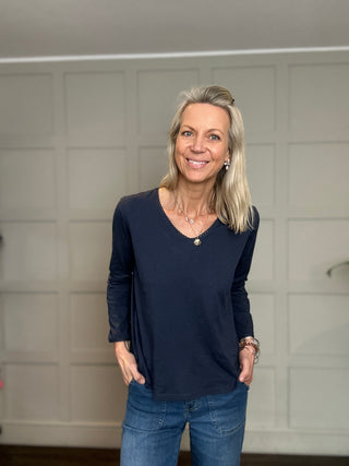 Frankie V Neck T Shirt - Navy, White